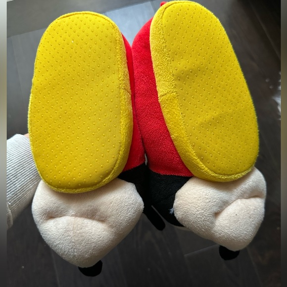 Mickey Mouse toddler slippers - Picture 2 of 4